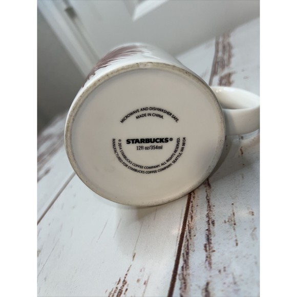 Starbucks 12oz. Coffee Mug Cup 2014 Christmas Red Starburst Flower EUC - Picture 4 of 4